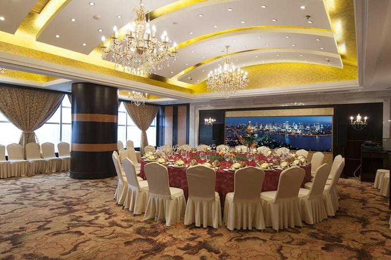 Golden Port Hotel Ningbo Exterior photo