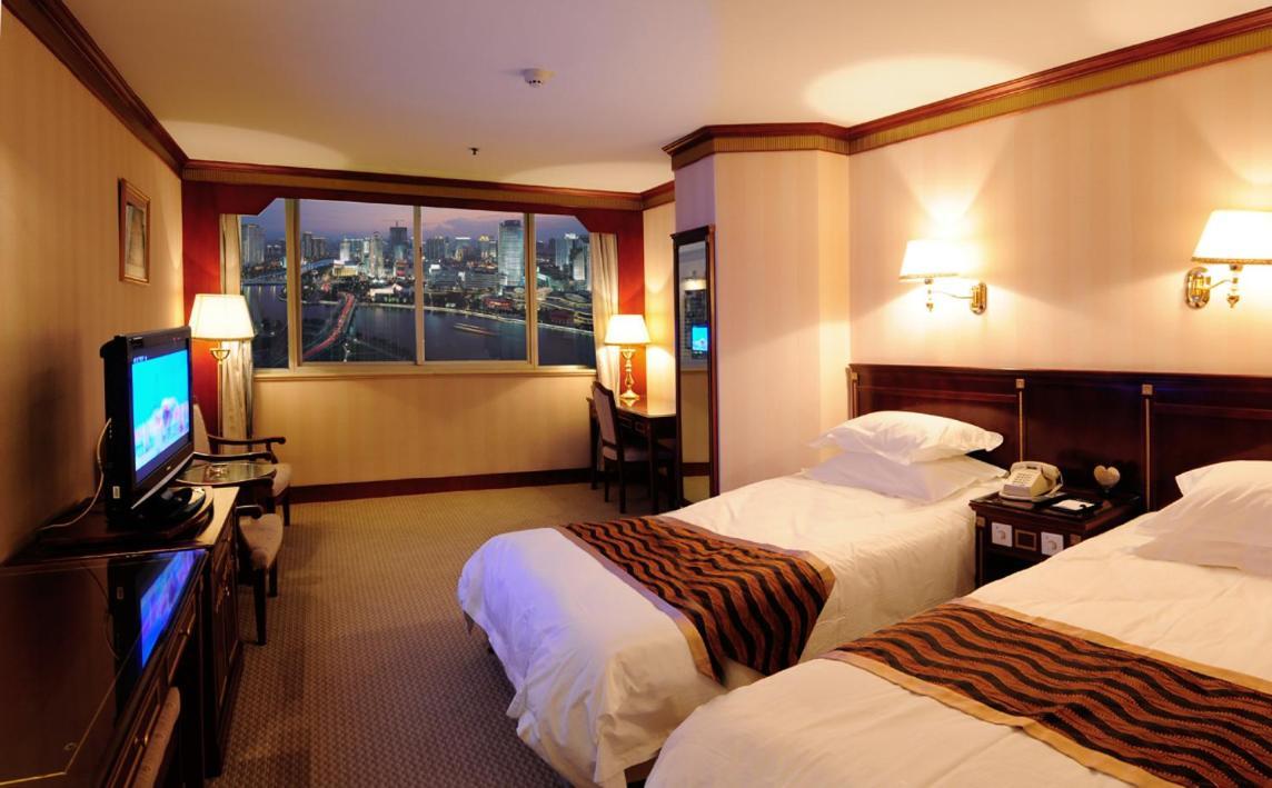 Golden Port Hotel Ningbo Exterior photo